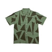 Load image into Gallery viewer, Tri Green Oversize Shirt
