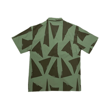 Load image into Gallery viewer, Tri Green Oversize Shirt
